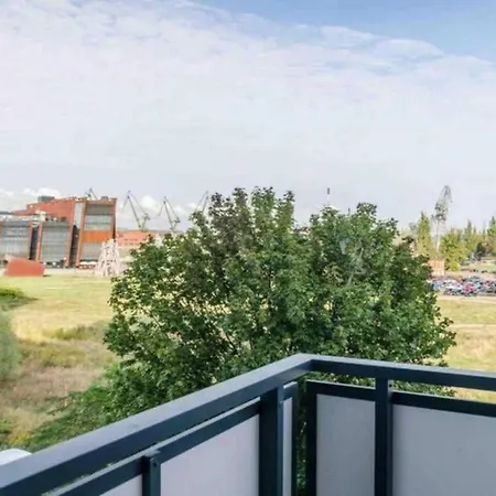 Golden Apartments&w25c/22 *
